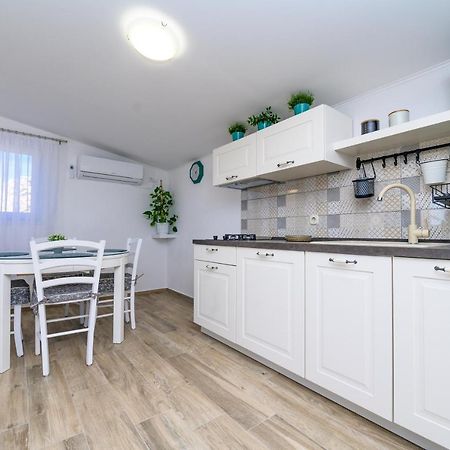 Krcina Holiday Home Cres Exterior foto